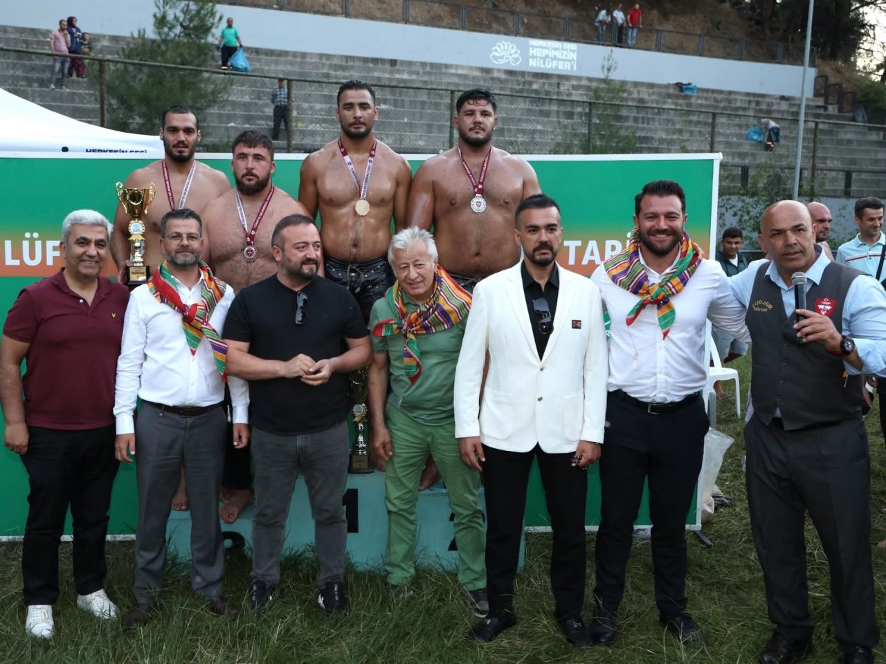 Sinoplu pehlivan Erkan Taş Bursa’da altın kemere uzandı-1