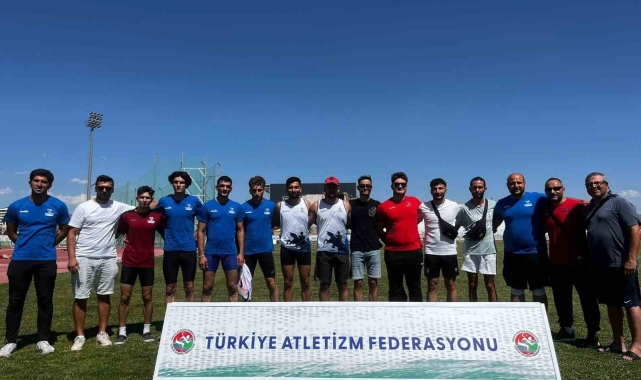 Süper Lig yarışında lider Tekkeköylü atletler