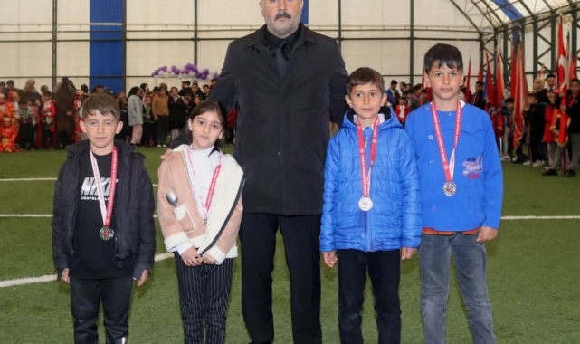 23 Nisan Tutak'ta coşkuyla kutlandı