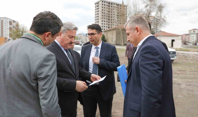 Başkan Palancıoğlu: "Melikgazi'de metruk yapı kalmayacak"