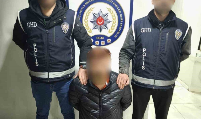 İtalya tarafından kırmızı bültenle aranan suç örgütü elebaşı İstanbul'da yakalandı