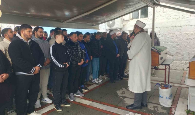 Sevgilisi tarafından öldürülen 14 yaşındaki kız defnedildi
