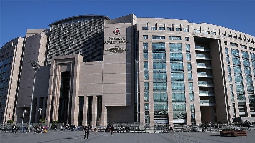 Hazreti Muhammed'in karikatür çizimini yayımlayan dergiye ilişkin soruşturmada 4 gözaltı kararı