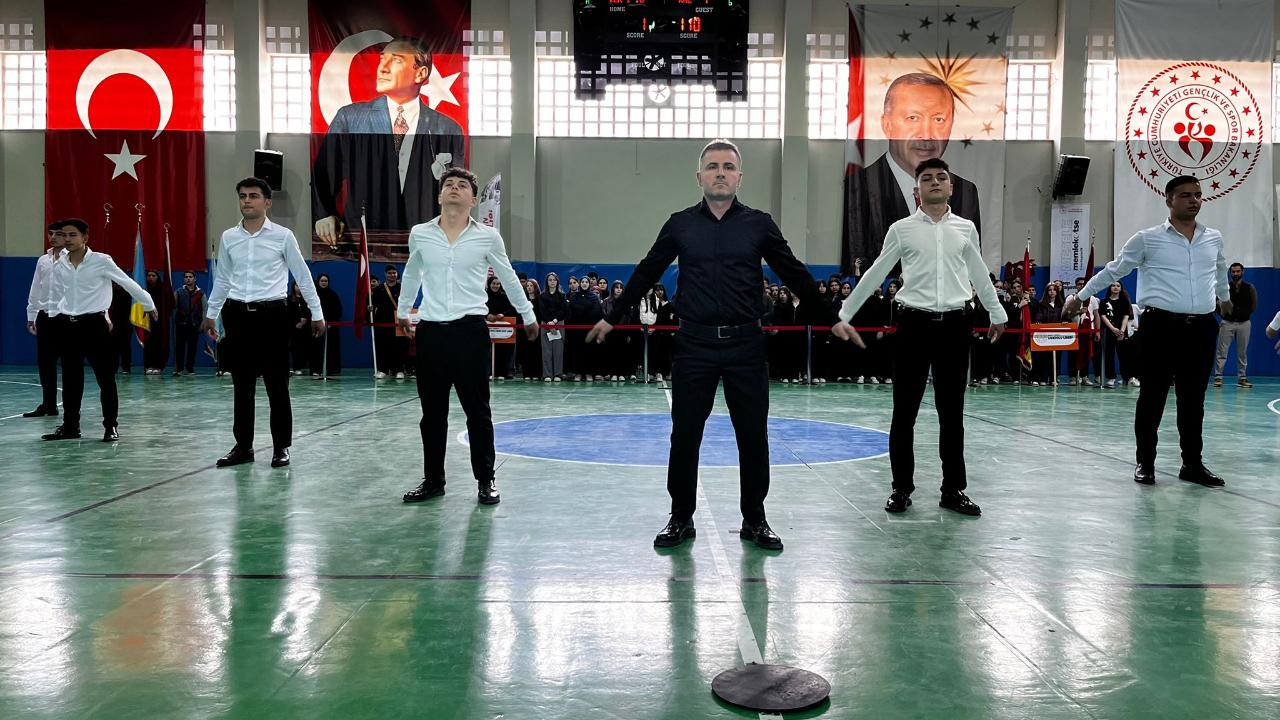 19 Mayıs Sinop’un tüm ilçelerinde büyük coşkuyla kutlandı