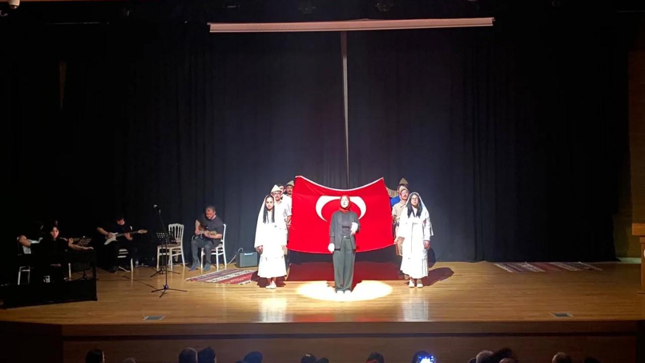 Boyabat'ta kültürel değerleri sahneye taşındı