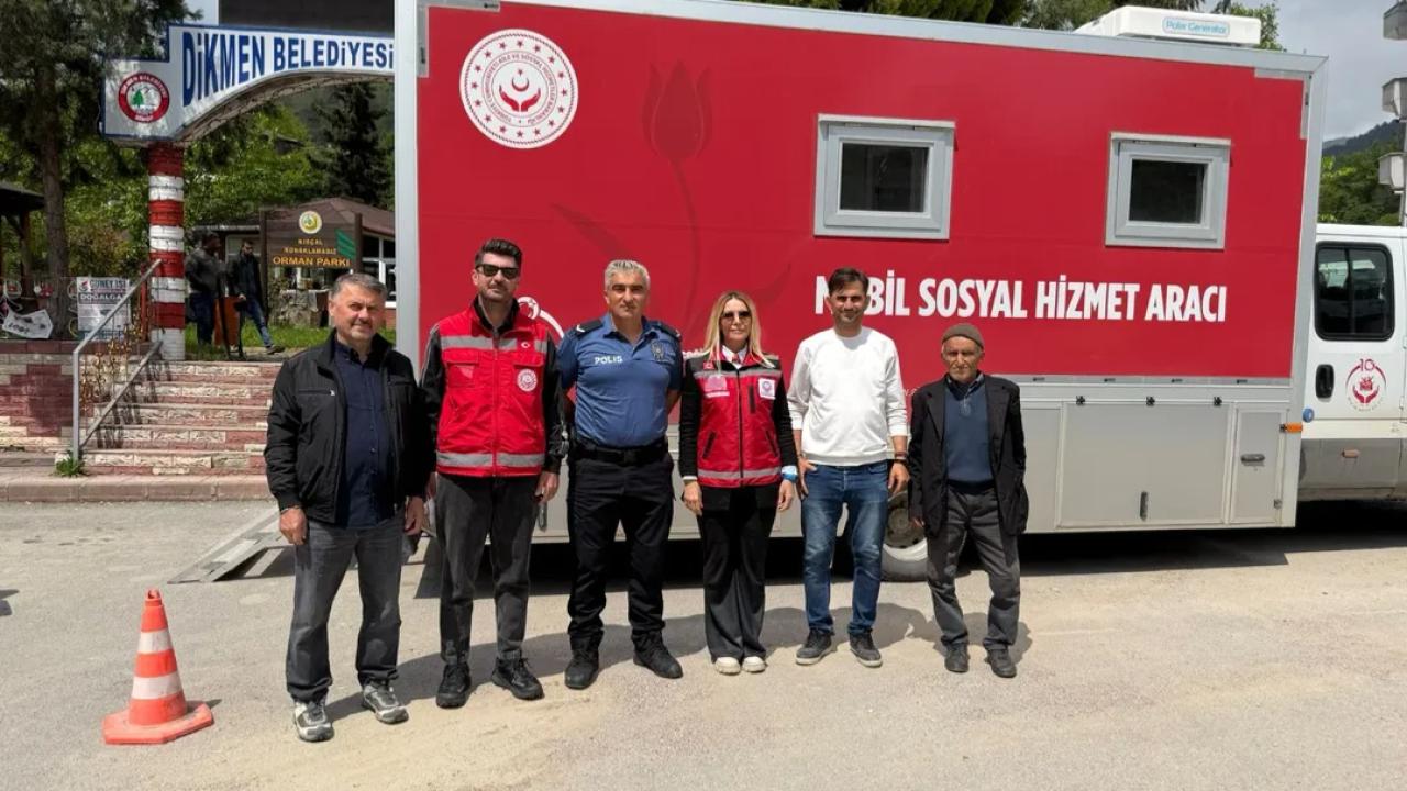 Mobil sosyal hizmet aracıyla yerinde bilgilendirme