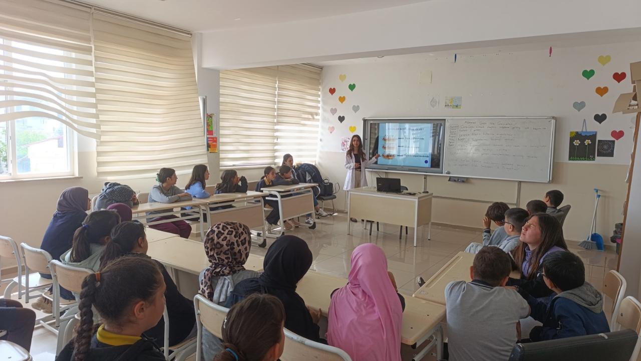 Sinop'ta çocuklara ağız ve diş sağlığı eğitimi