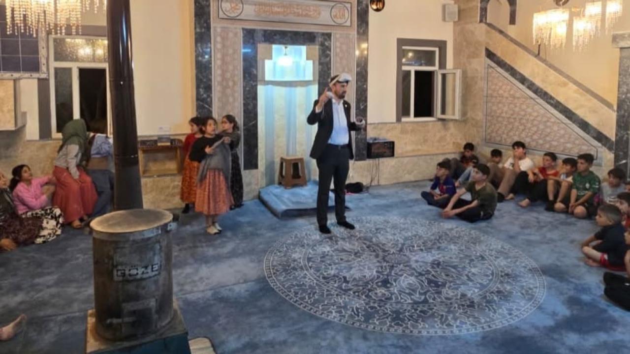 Boyabat’ta Camii-Çocuk Buluşması renkli görüntülere sahne oldu