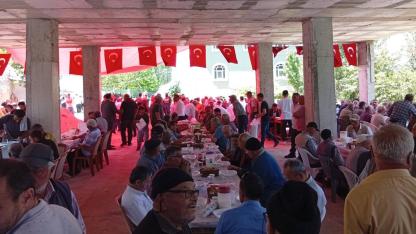 Kahramaneli Köyü’nde eller bereket için semaya açıldı
