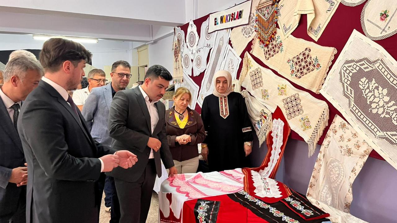 Kursiyerler becerilerini sergiledi
