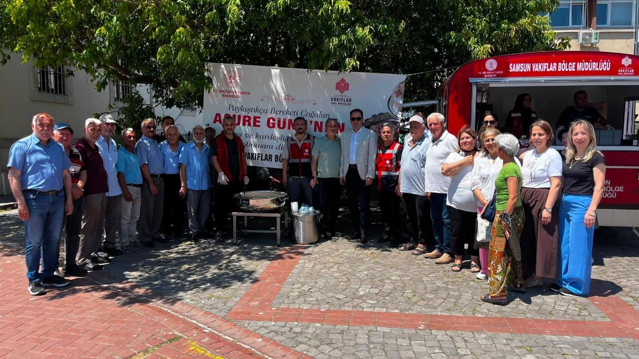 Sinop’ta Muharrem ayı coşkusu: Vatandaşlara aşure ikram edildi