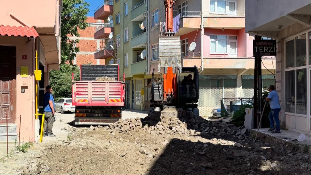 Sinop’un Türkeli ilçesinde bir cadde geçici olarak trafiğe kapatıldı