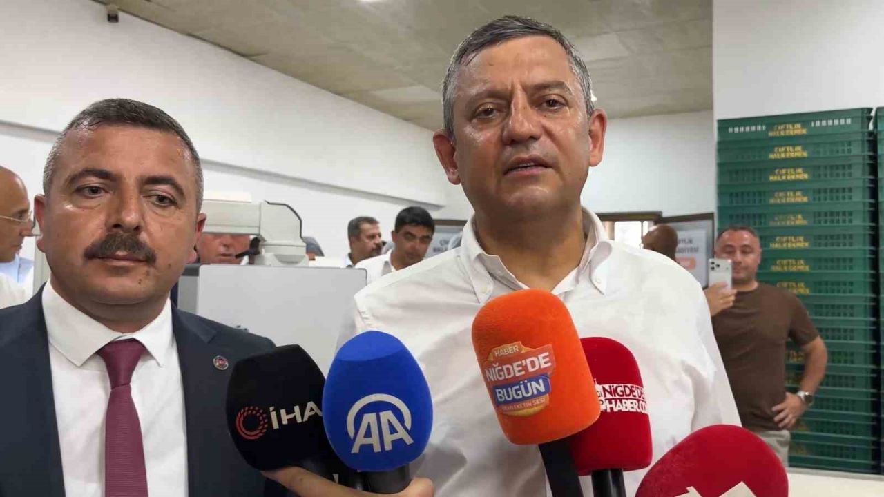 Özgür Özel: "Bu hizmet odaklı yürüyüşü kimse engelleyemez"