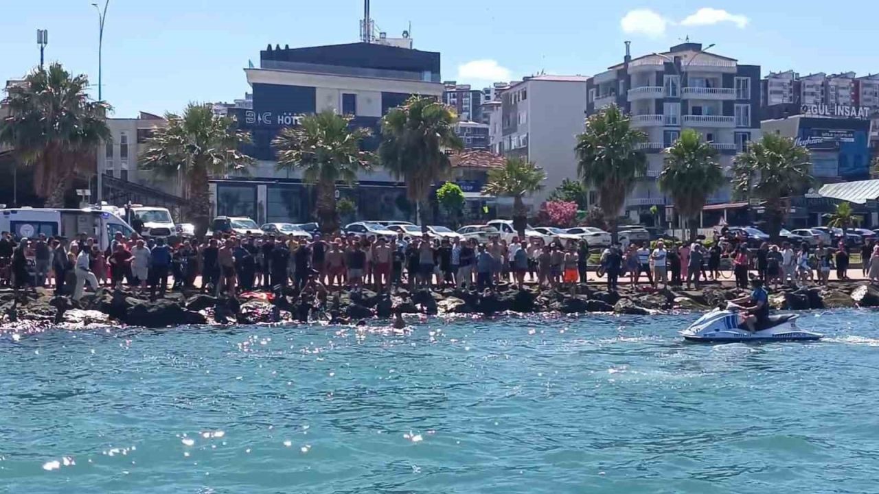 Samsun’da denizde boğulma tehlikesi geçiren kişi hastaneye kaldırıldı: Durumu ağır
