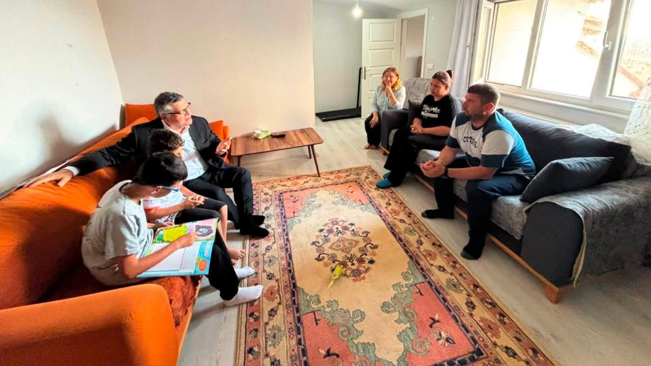 Sinop'ta 1317 öğrenciye TÜBİTAK Bilim Dergisi desteği