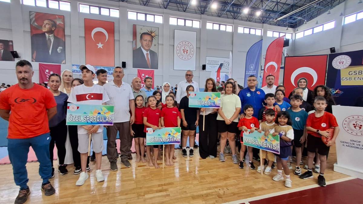 Sinop'ta Yaz Spor Okulları düzenlenen törenle açıldı