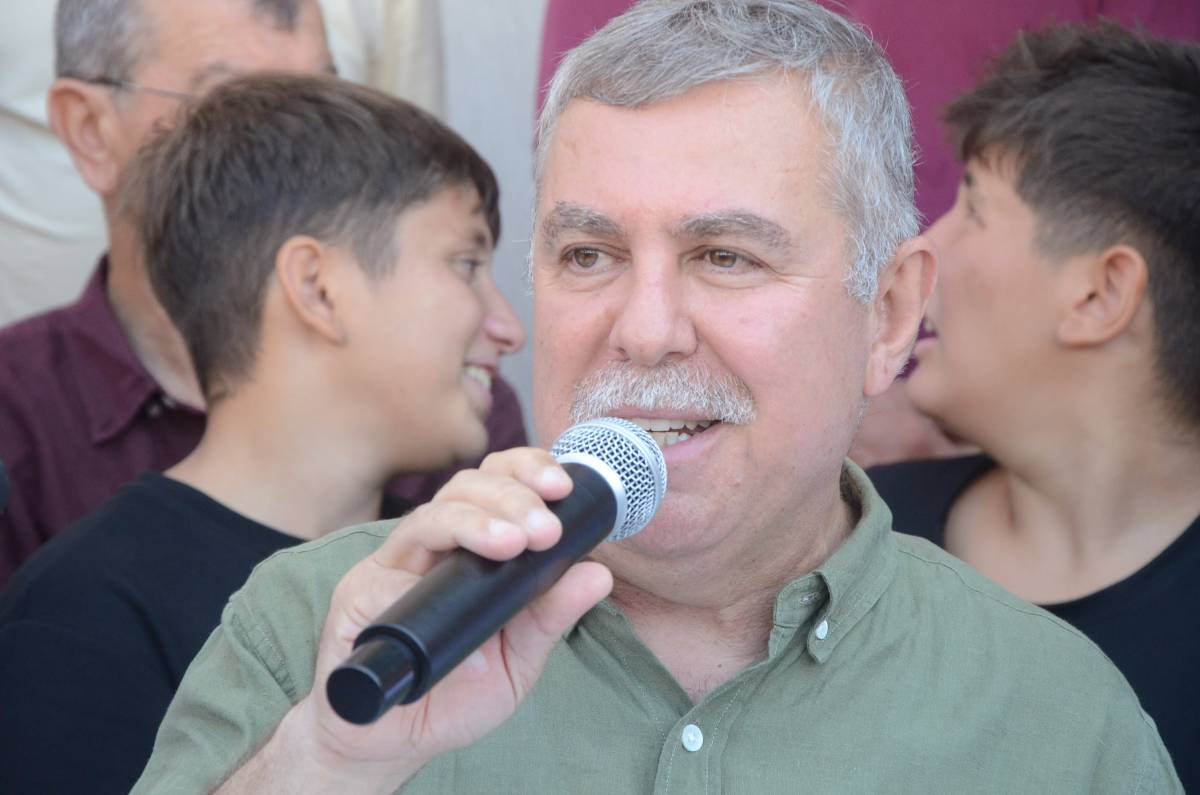 Başpehlivan Erkan Taş’a memleketinde görkemli karşılama