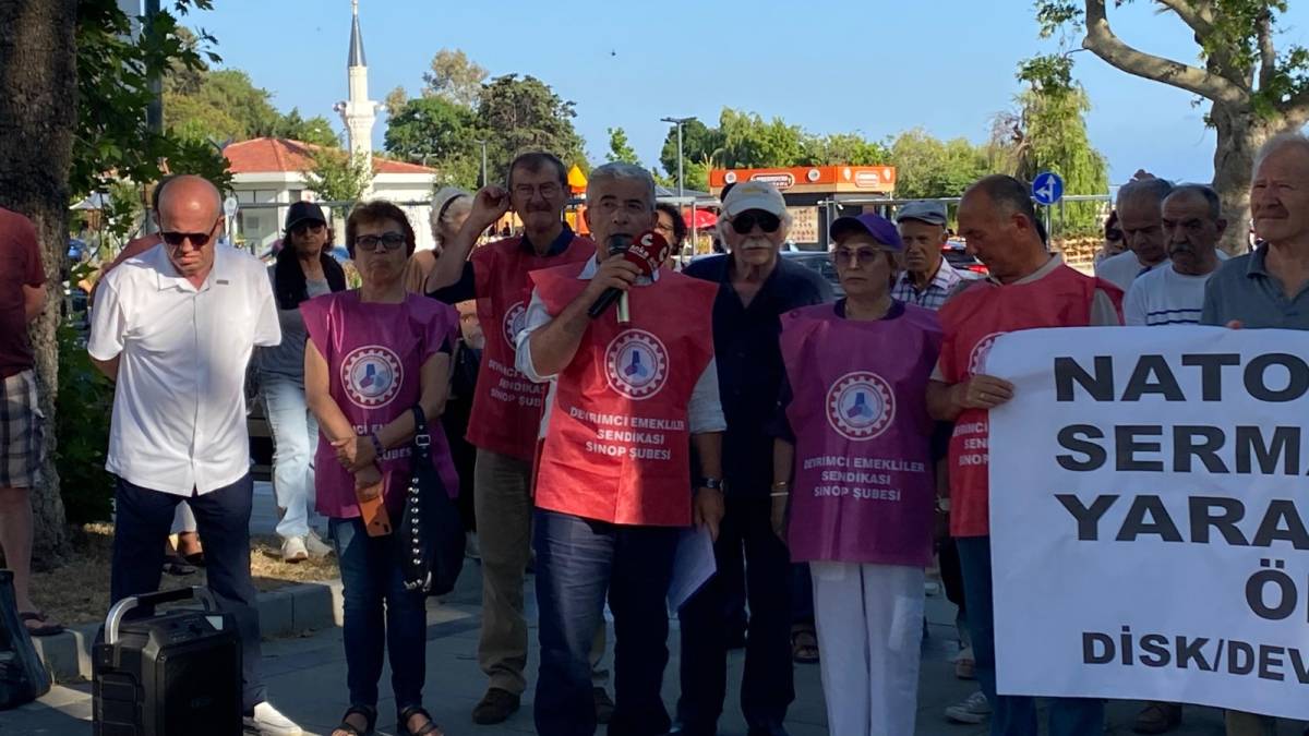 Sinop'ta DİSK’li emekliler taleplerini meydandan duyurdu